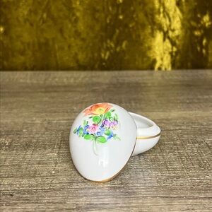 Vintage Herend Porcelain Egg Hand Painted Floral Gold Trim *repair